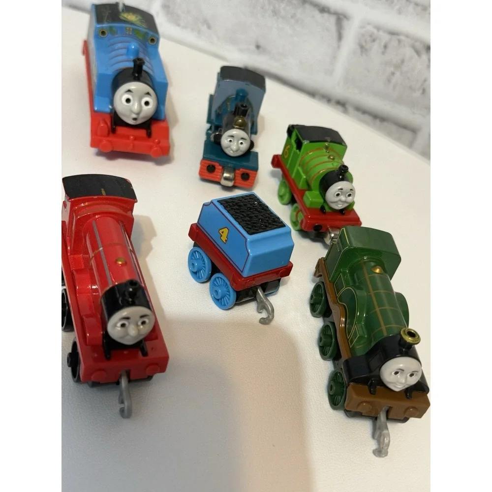 Thomas & Friends Plastic Train Lot 10 Thomas Gordon Percy James Henry Emily